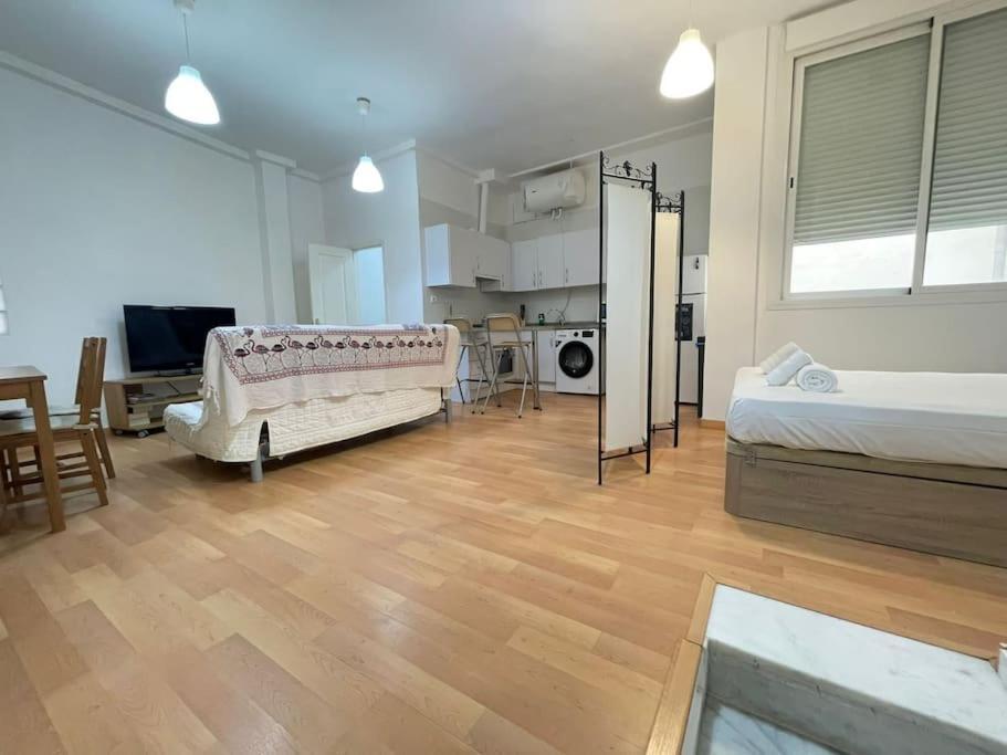 Nice Flat In Atarazanas - Souv Malaga Luaran gambar