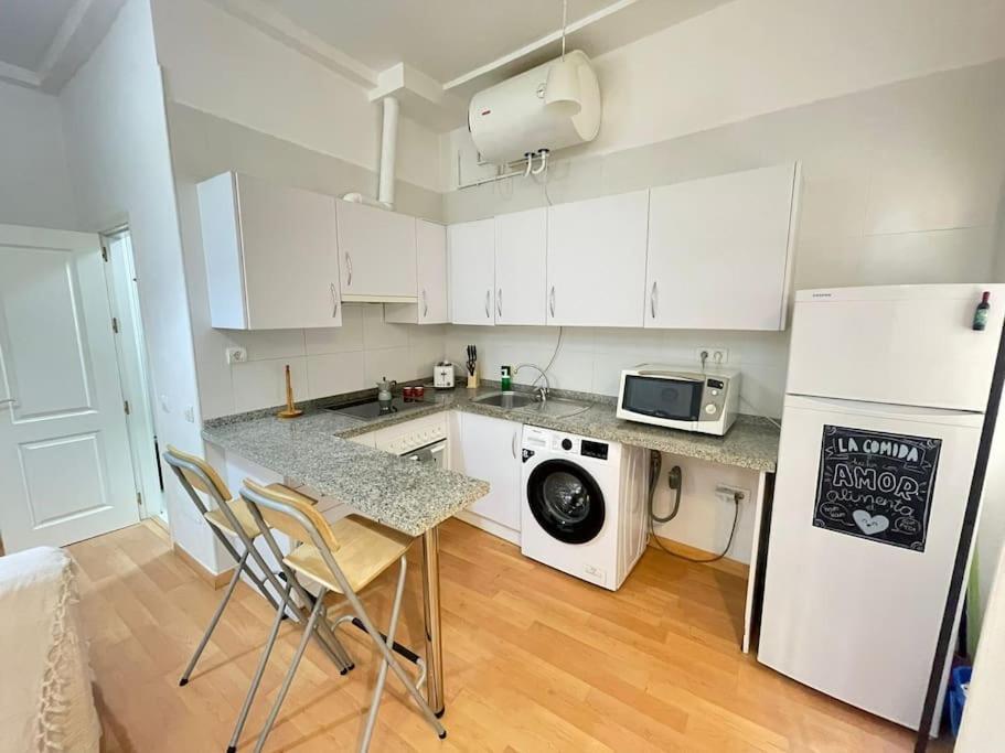 Nice Flat In Atarazanas - Souv Malaga Luaran gambar